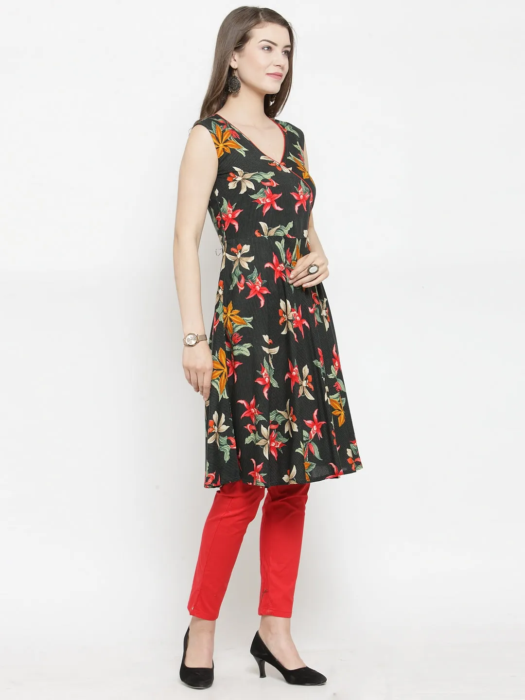 Jashvi Women Black & Red Floral Printed Rayon A-Line Kurta