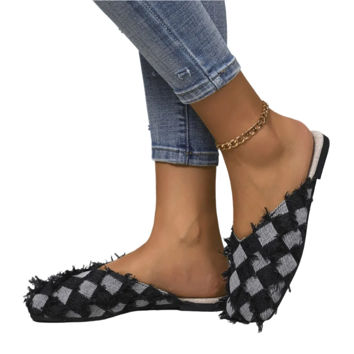 TEEK - Plaid Square Toe Flat Slippers