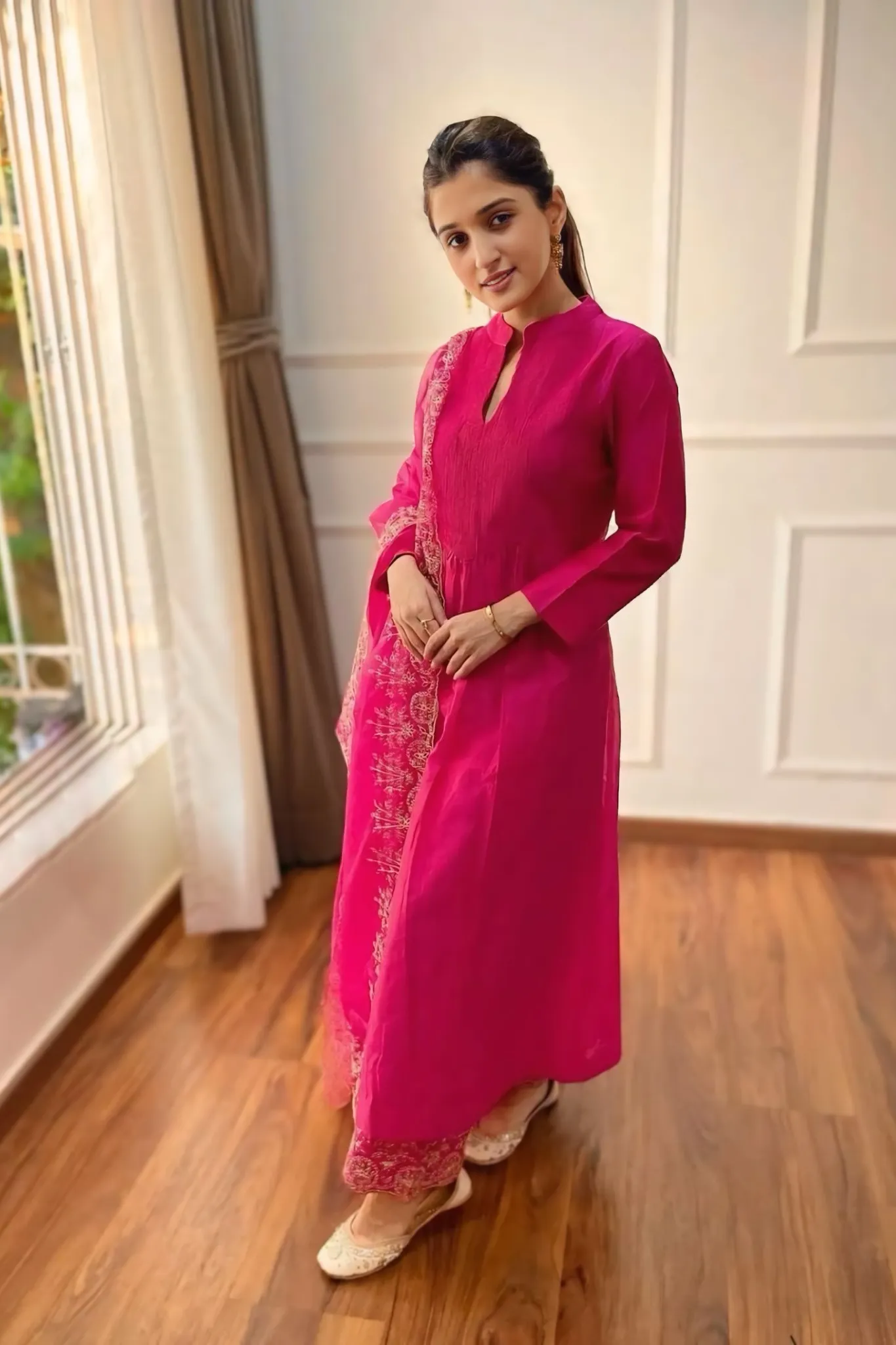 WOMEN EMBROIDERED PINK KURTA SET WITH DUPATTA